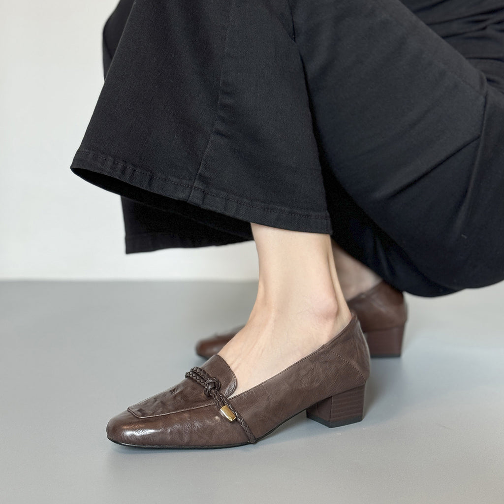 Clara loafer in brown, worn