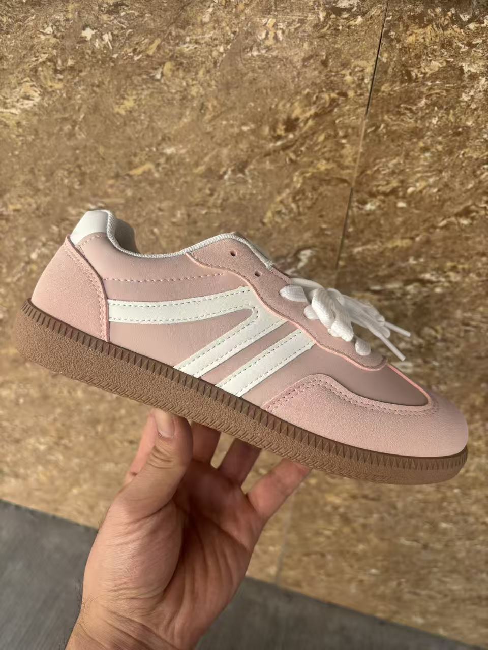 Judith | Womens Running Shoes Retro Sports Lace Up Sneakers