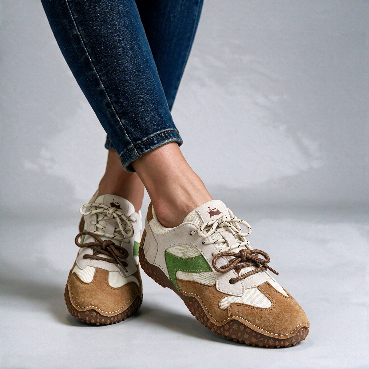Audrey Orthopedic Leather Sneakers